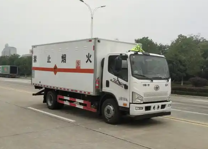 徐汇爆破器材运输车可以上高速吗？