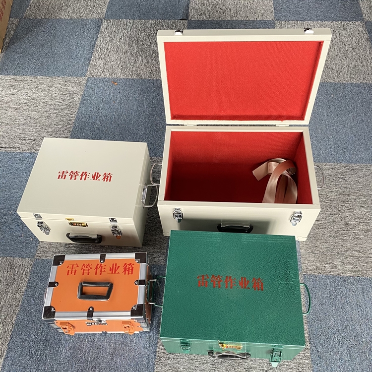 徐汇爆破工程作业箱如何选择？玻璃钢与传统材质的全面对比